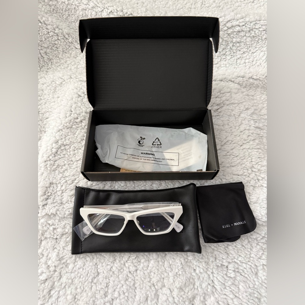 Zigi + Marais Blue Light Blockers and +1.5 Readers in White